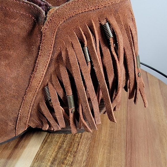 OTBT Folkloric Oiled Suede Fringe Bootie Western ankle boots Boho Size 8 - Picture 8 of 17